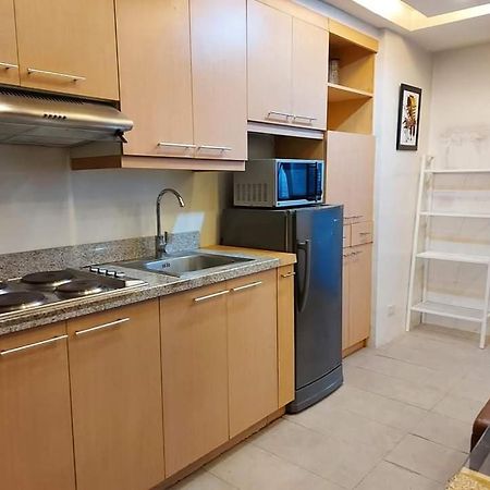 Family Staycation With Pool Manila Ngoại thất bức ảnh