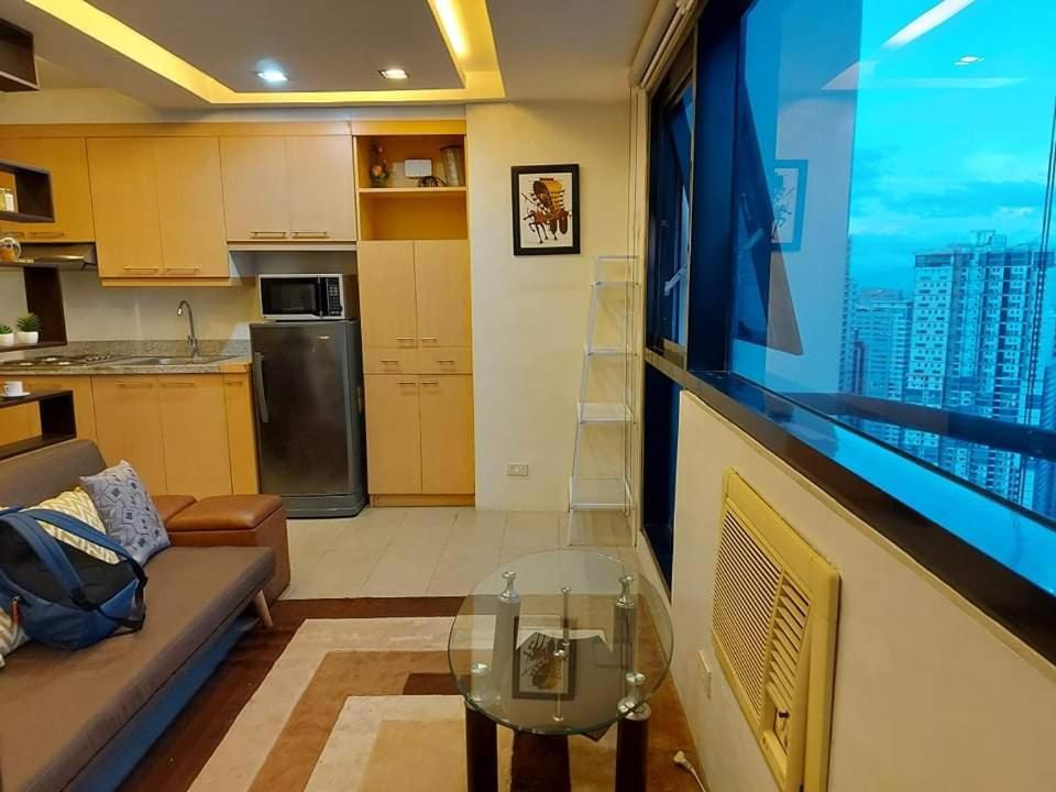 Family Staycation With Pool Manila Ngoại thất bức ảnh