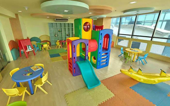 Family Staycation With Pool Manila Ngoại thất bức ảnh